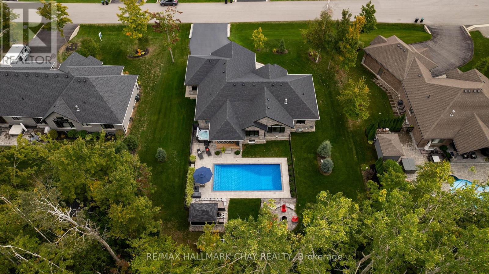 8 Byers Street, Barrie, Ontario  L9X 2A3 - Photo 40 - S13112540