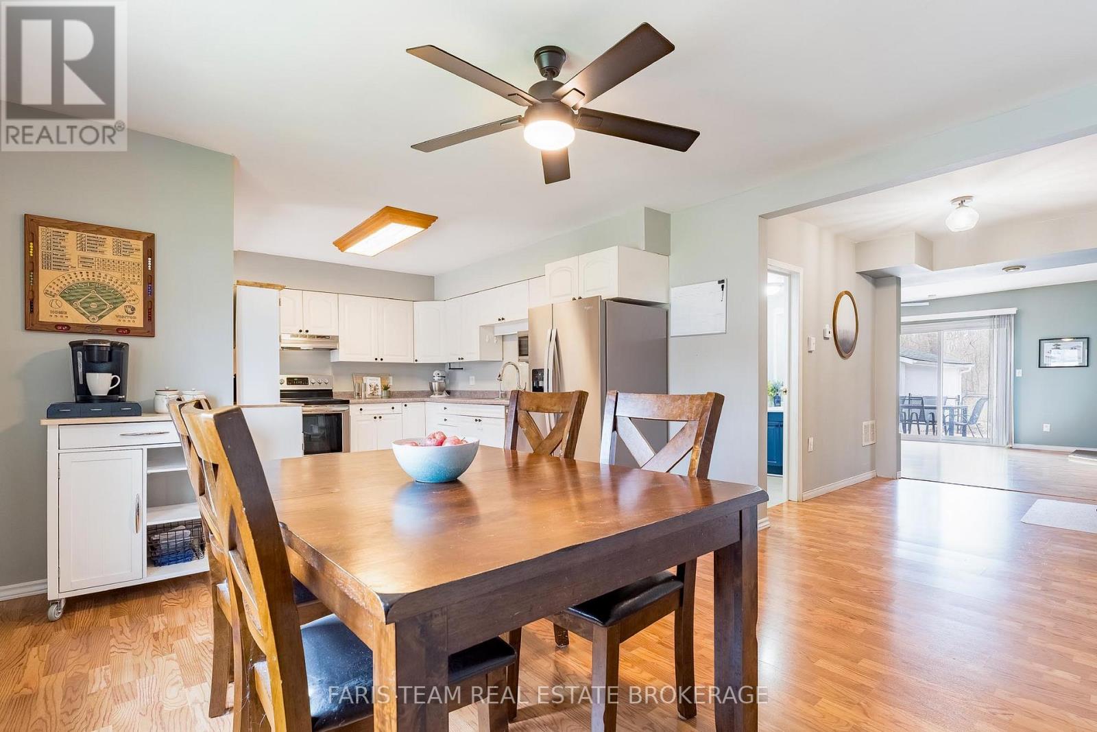 46 Hearthstone Drive, Tay, Ontario  L0K 2C0 - Photo 11 - S13112546