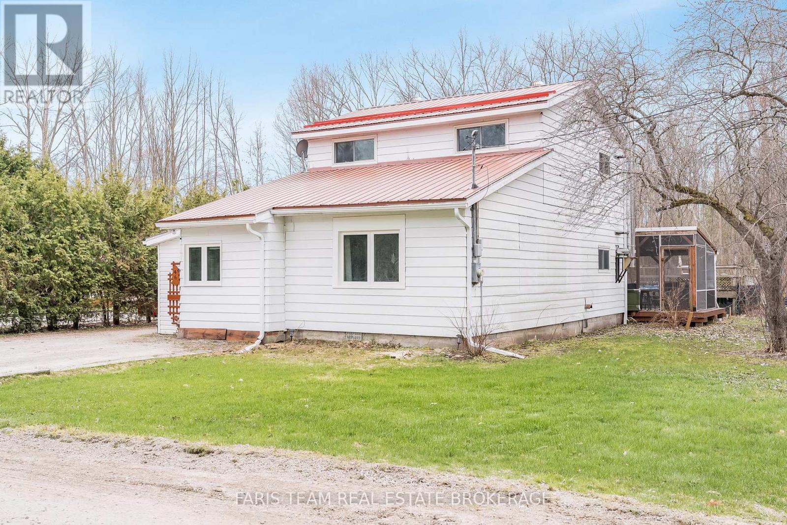 46 Hearthstone Drive, Tay, Ontario  L0K 2C0 - Photo 2 - S13112546