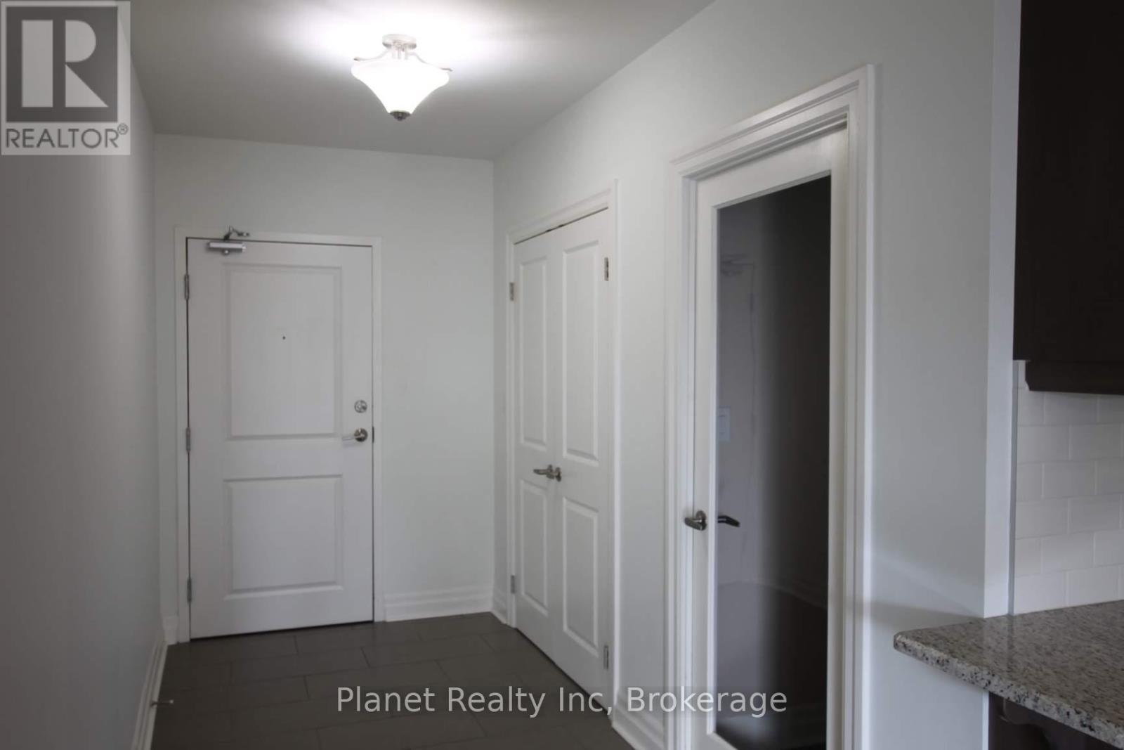 312 - 150 Wellington Street E, Guelph, Ontario  N1H 3R2 - Photo 2 - X13047434
