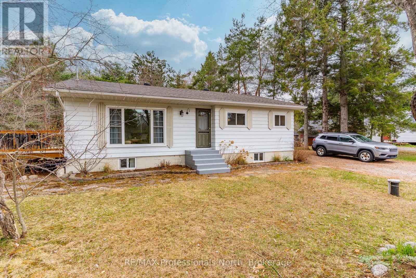 2195 Loop Road, Highlands East, Ontario  K0L 3C0 - Photo 3 - X13099490