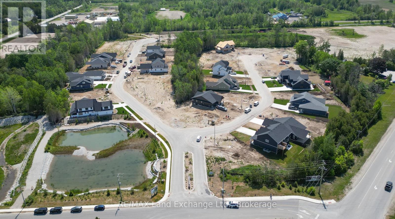 27 Lakeforest Drive, Saugeen Shores, Ontario  N0H 2L0 - Photo 7 - X12219188