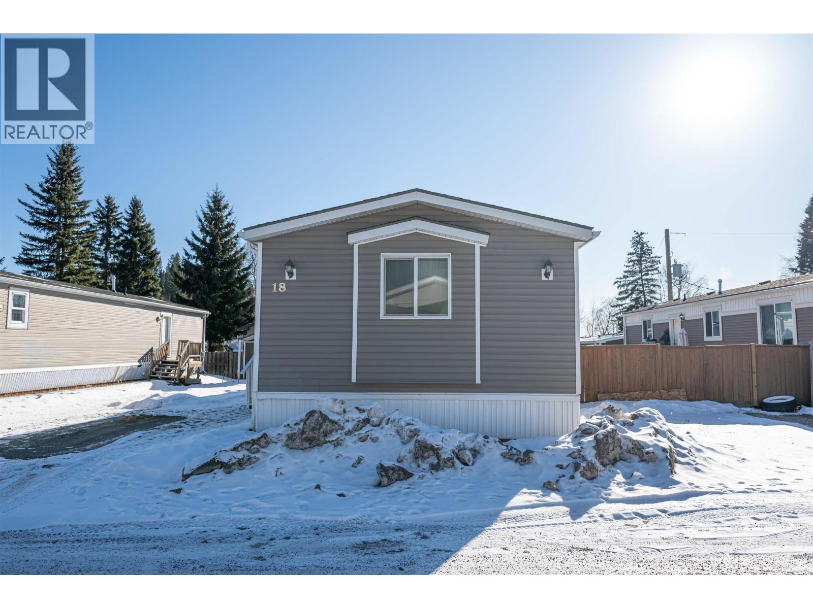 18 5164 Hart Highway, Prince George, British Columbia  V2K 3A1 - Photo 2 - R3122075