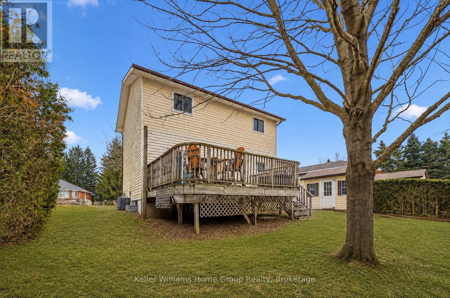 28 Edward Street, Mapleton, Ontario  N0G 1P0 - Photo 34 - X12911932