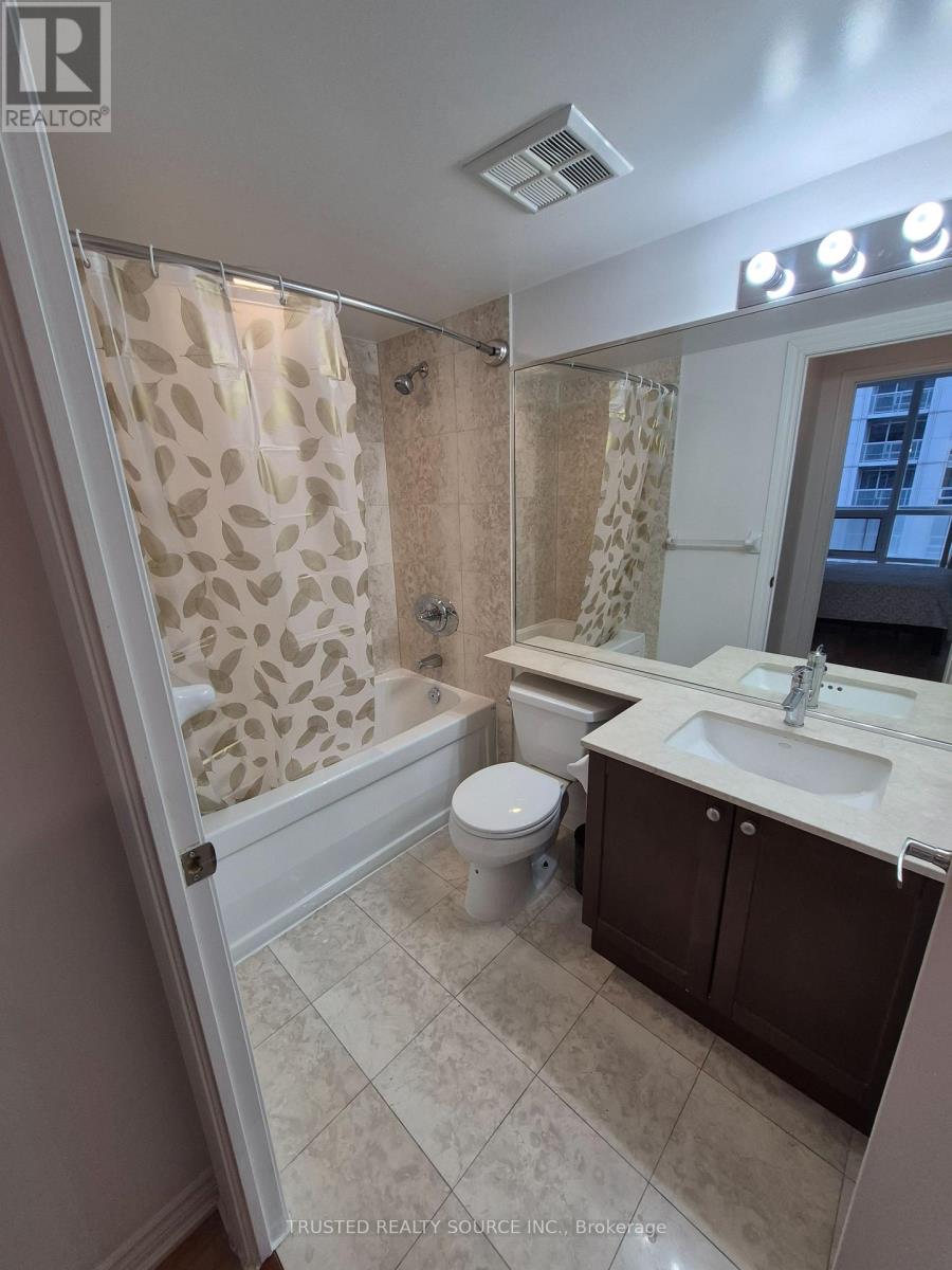 2514 - 761 Bay Street, Toronto, Ontario  M5G 2R2 - Photo 14 - C13041052