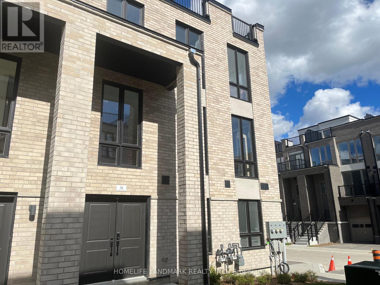 10 Bancroft Lane, Richmond Hill, Ontario  L4E 1M1 - Photo 12 - N13104620