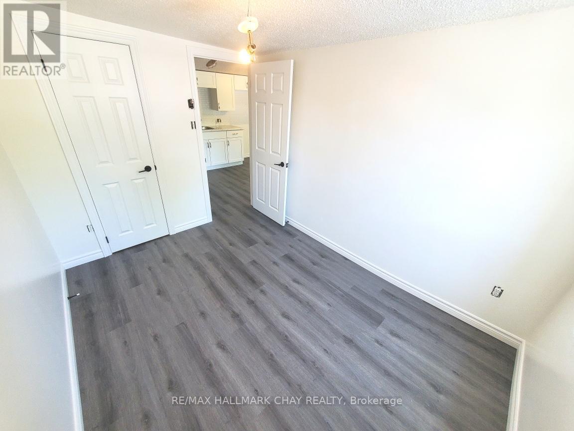 5 - 58 Queen Street W, Springwater, Ontario  L0L 1P0 - Photo 6 - S12909708