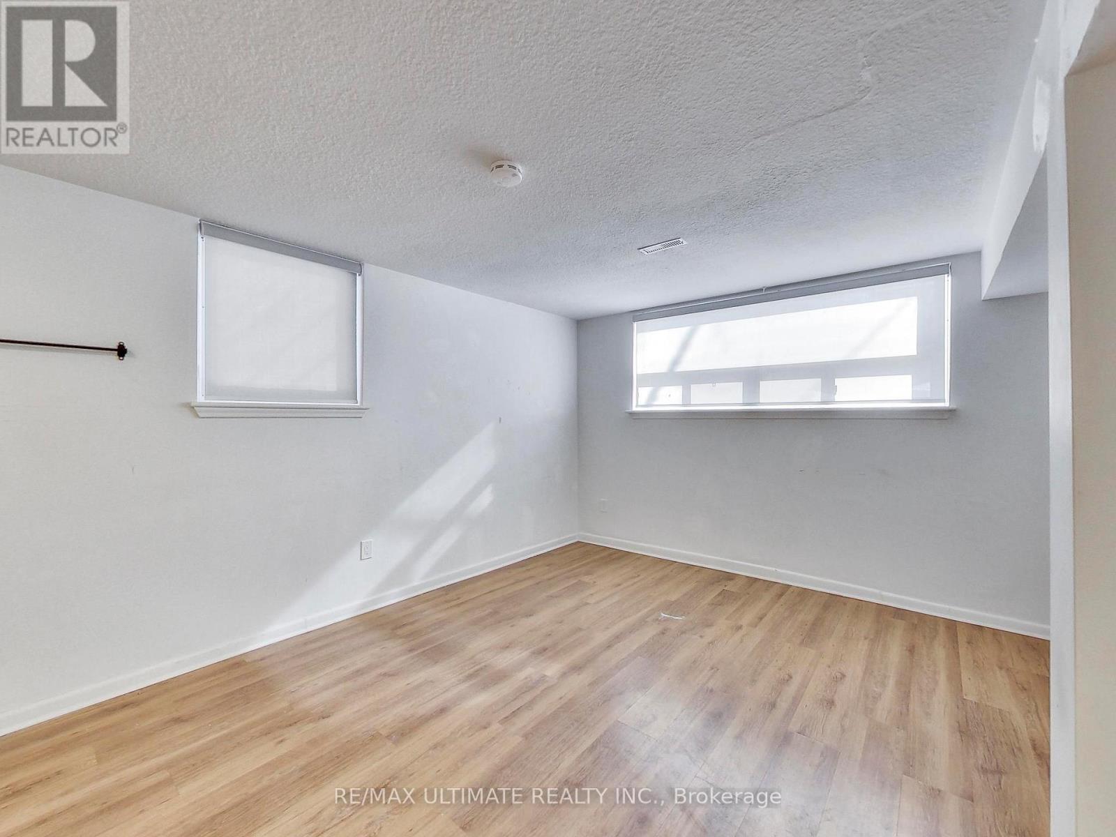 120 Edinborough Court, Toronto, Ontario  M6N 2E8 - Photo 25 - W13037248