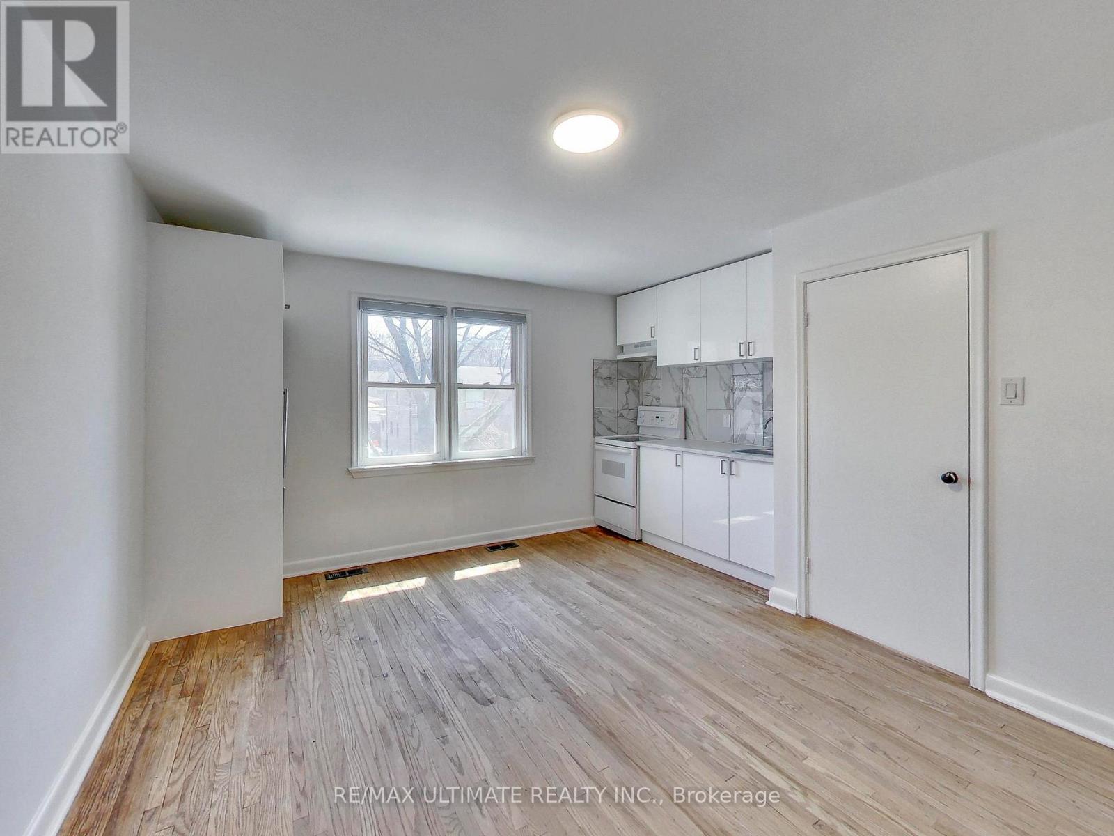 120 Edinborough Court, Toronto, Ontario  M6N 2E8 - Photo 15 - W13037248