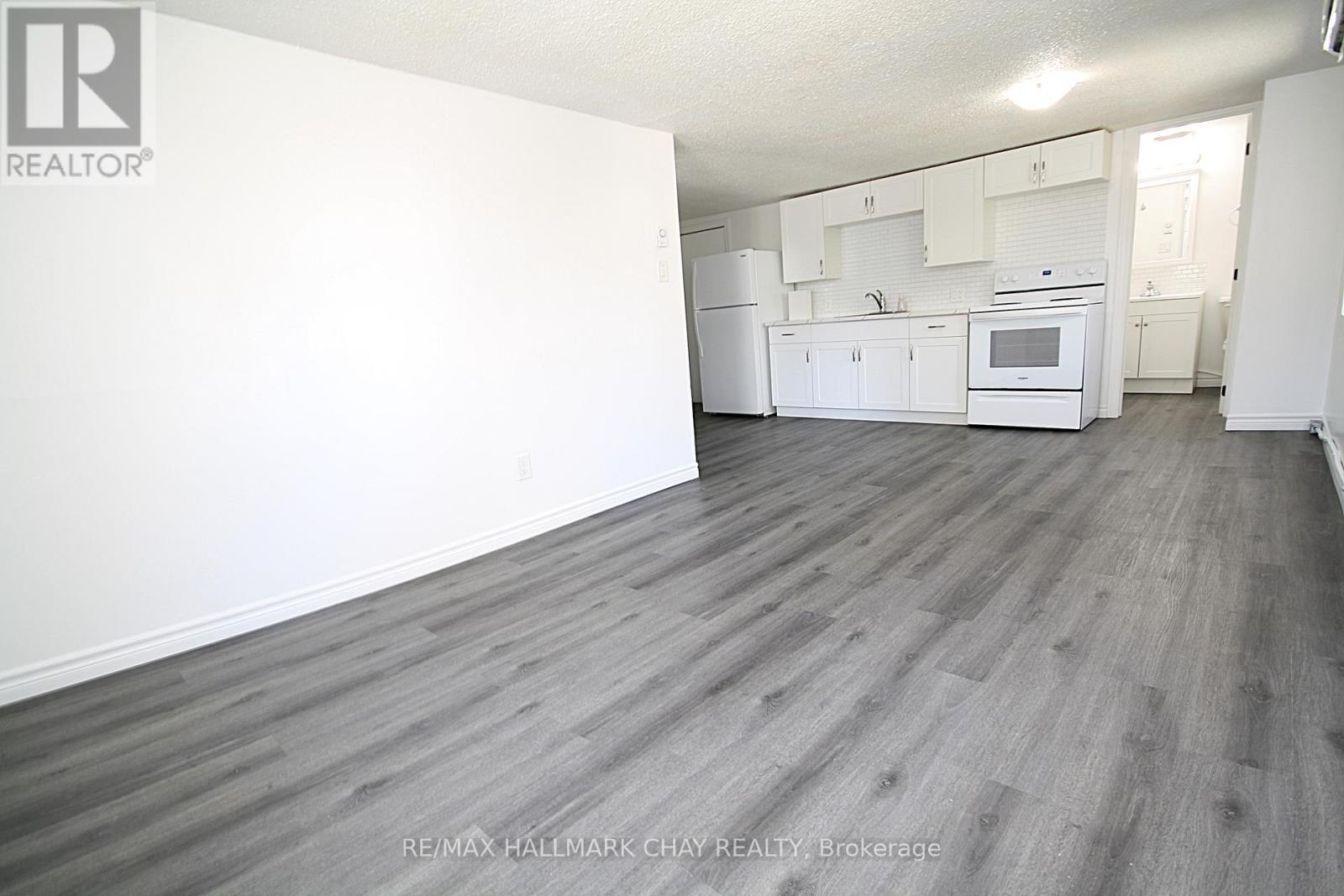 5 - 58 Queen Street W, Springwater, Ontario  L0L 1P0 - Photo 3 - S12909708