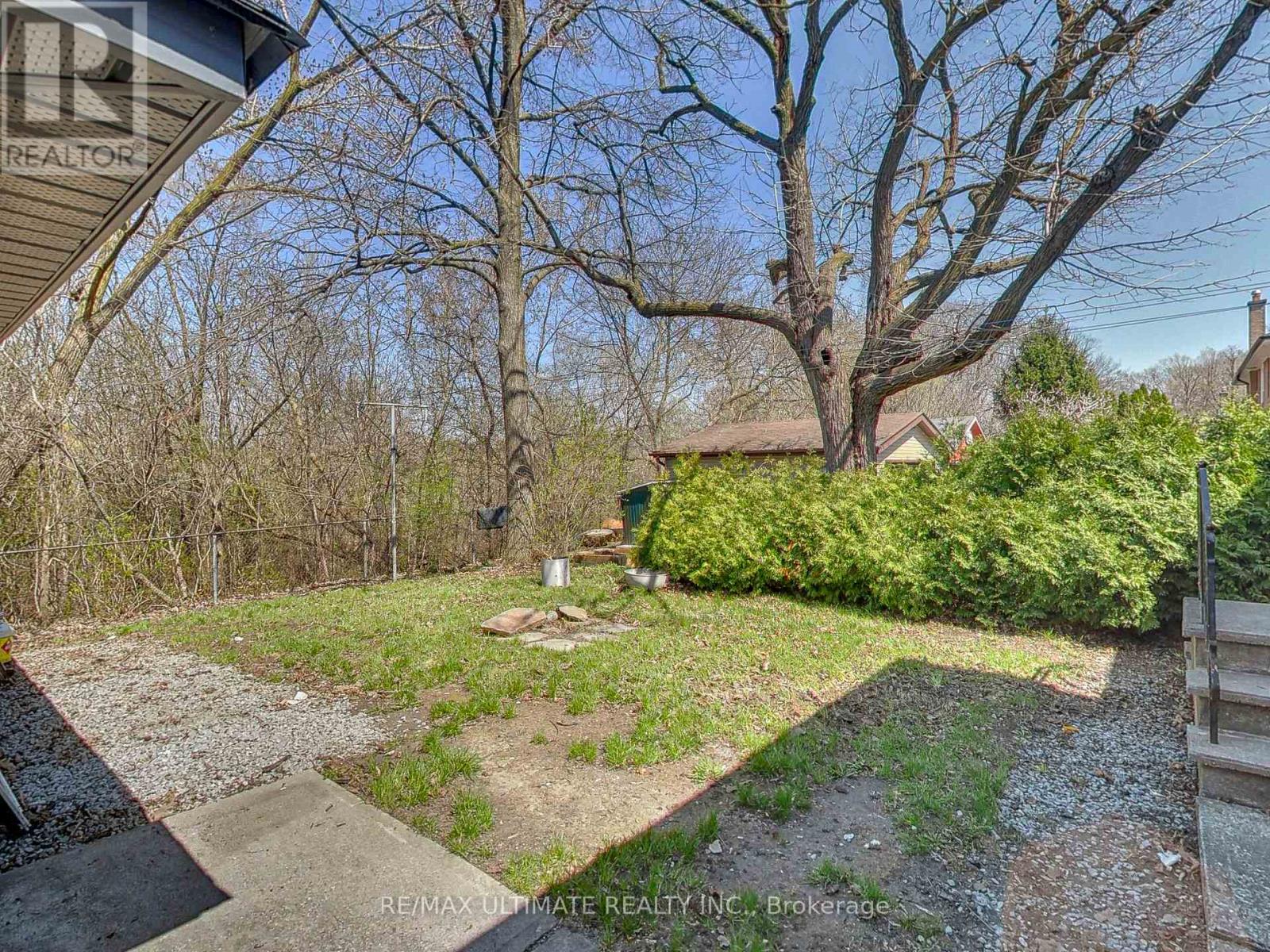 120 Edinborough Court, Toronto, Ontario  M6N 2E8 - Photo 36 - W13037248