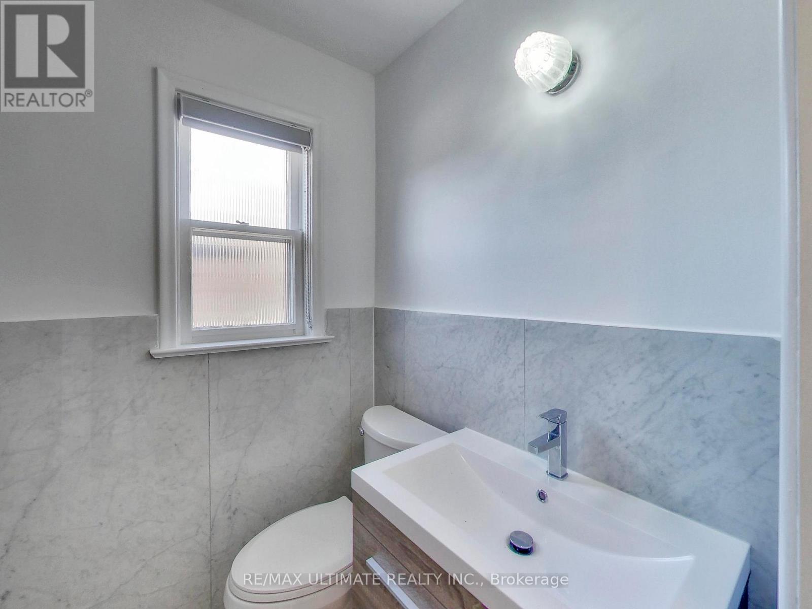 120 Edinborough Court, Toronto, Ontario  M6N 2E8 - Photo 24 - W13037248