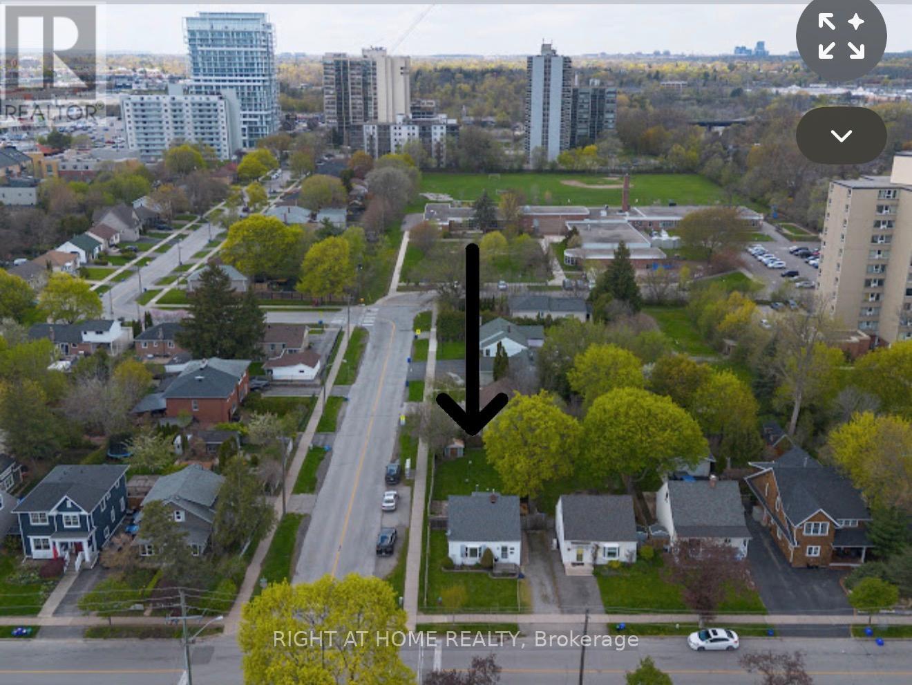 37 Stewart Street, Oakville, Ontario  L6K 1X3 - Photo 32 - W13112556