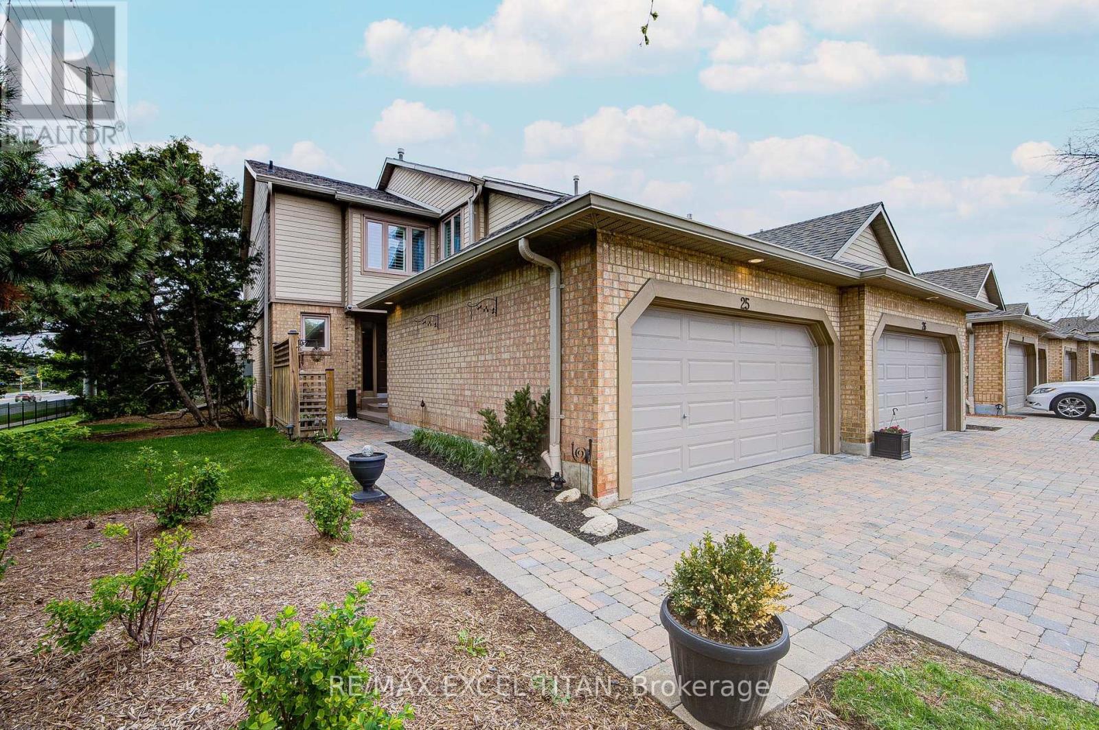 25 - 1725 The Chase, Mississauga, Ontario  L5M 4N3 - Photo 3 - W13112568