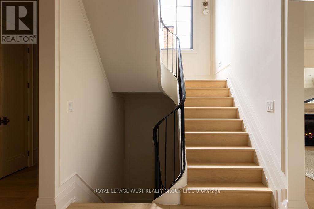 60 Athol Avenue, Toronto, Ontario  M8Z 2A8 - Photo 11 - W13112616
