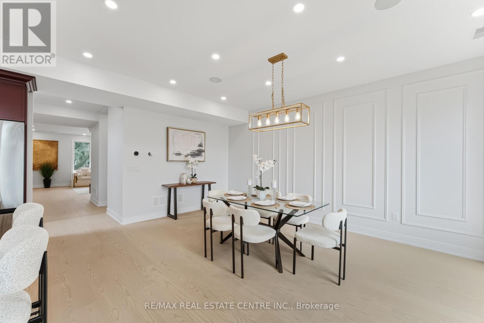 Main - 11 Bentley Drive, Toronto, Ontario  M8Z 3L9 - Photo 14 - W13112618