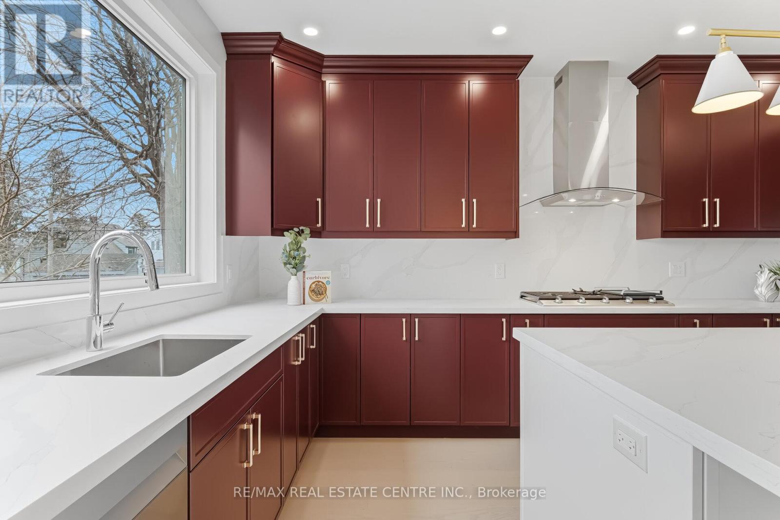 Main - 11 Bentley Drive, Toronto, Ontario  M8Z 3L9 - Photo 18 - W13112618