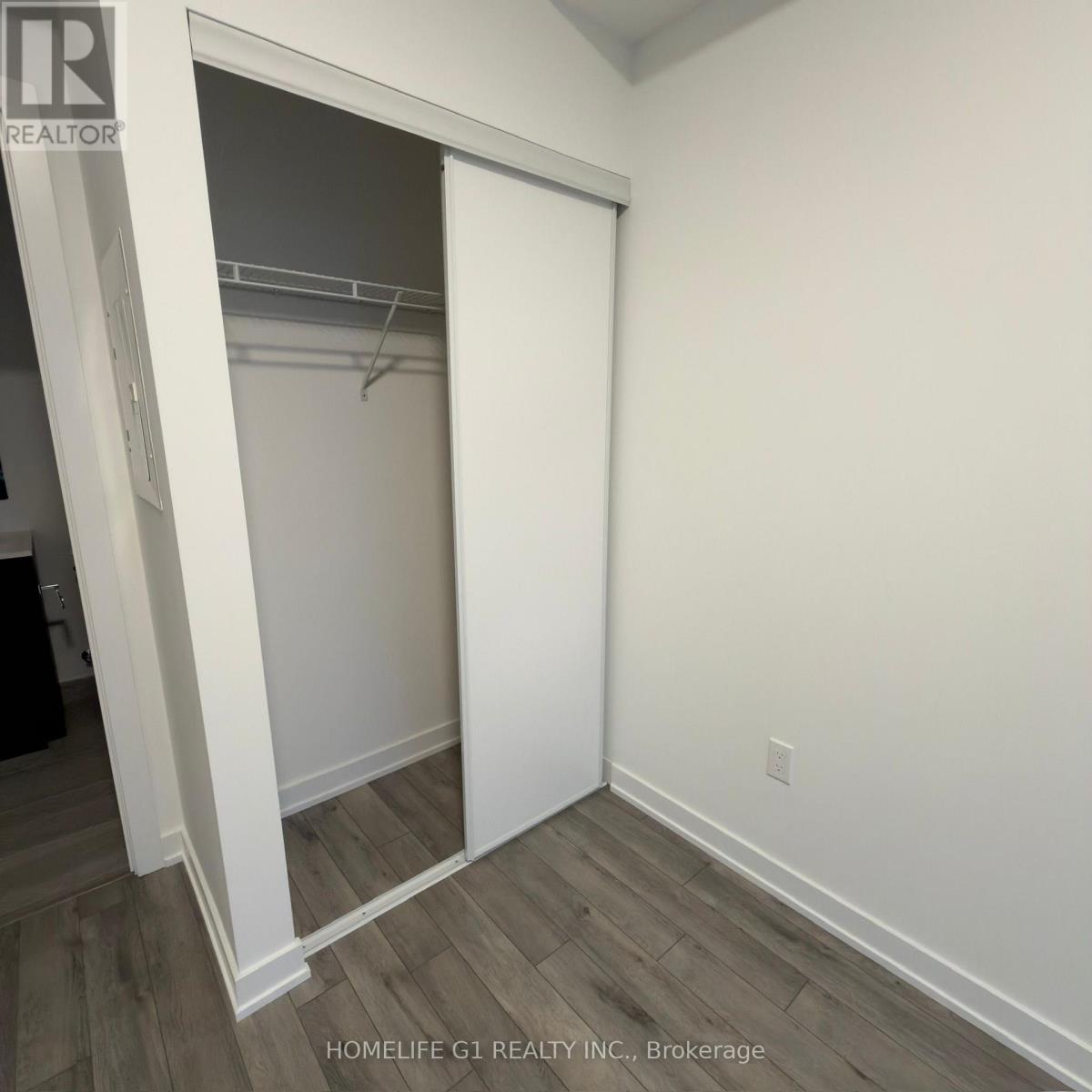 2005 - 15 Skyridge Drive, Brampton, Ontario  L6P 4S3 - Photo 8 - W13112718