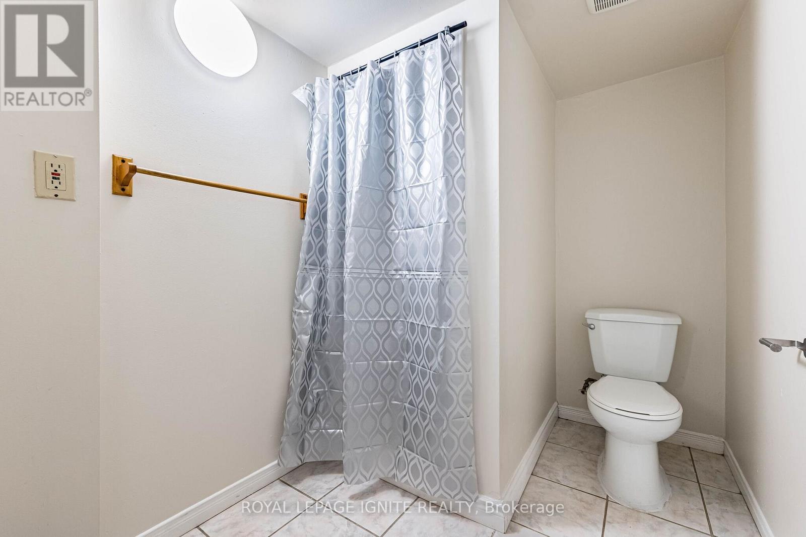 73 Cutters Crescent, Brampton, Ontario  L6Y 4M2 - Photo 43 - W13112754