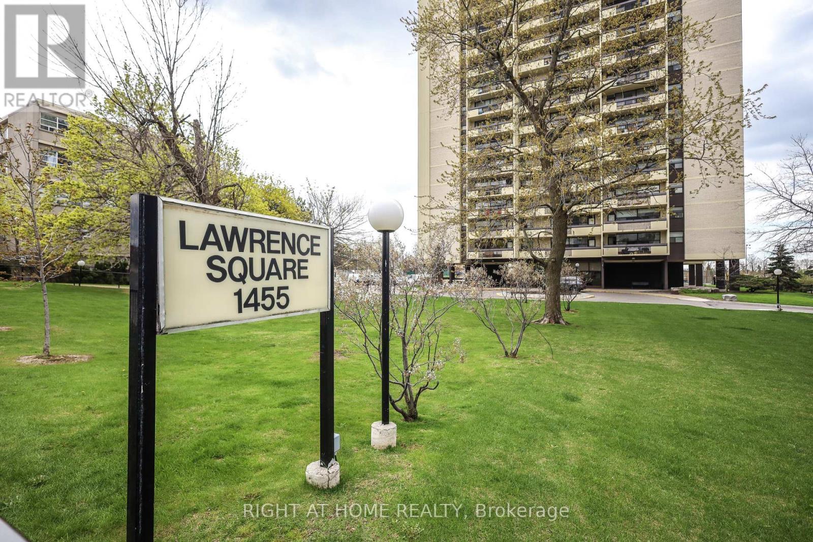 207 - 1455 Lawrence Avenue W, Toronto, Ontario  M6L 1B1 - Photo 1 - W13112780