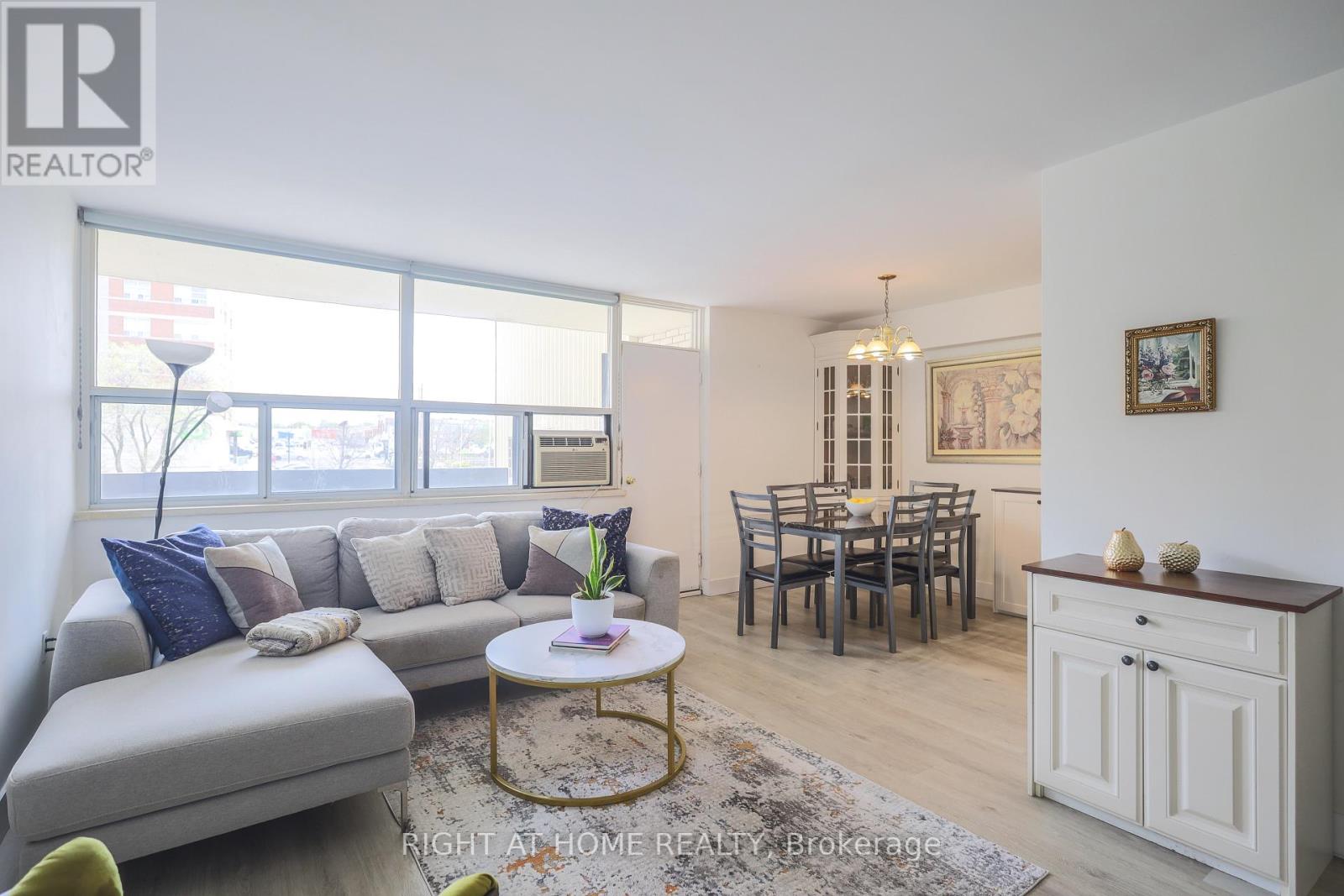207 - 1455 Lawrence Avenue W, Toronto, Ontario  M6L 1B1 - Photo 3 - W13112780