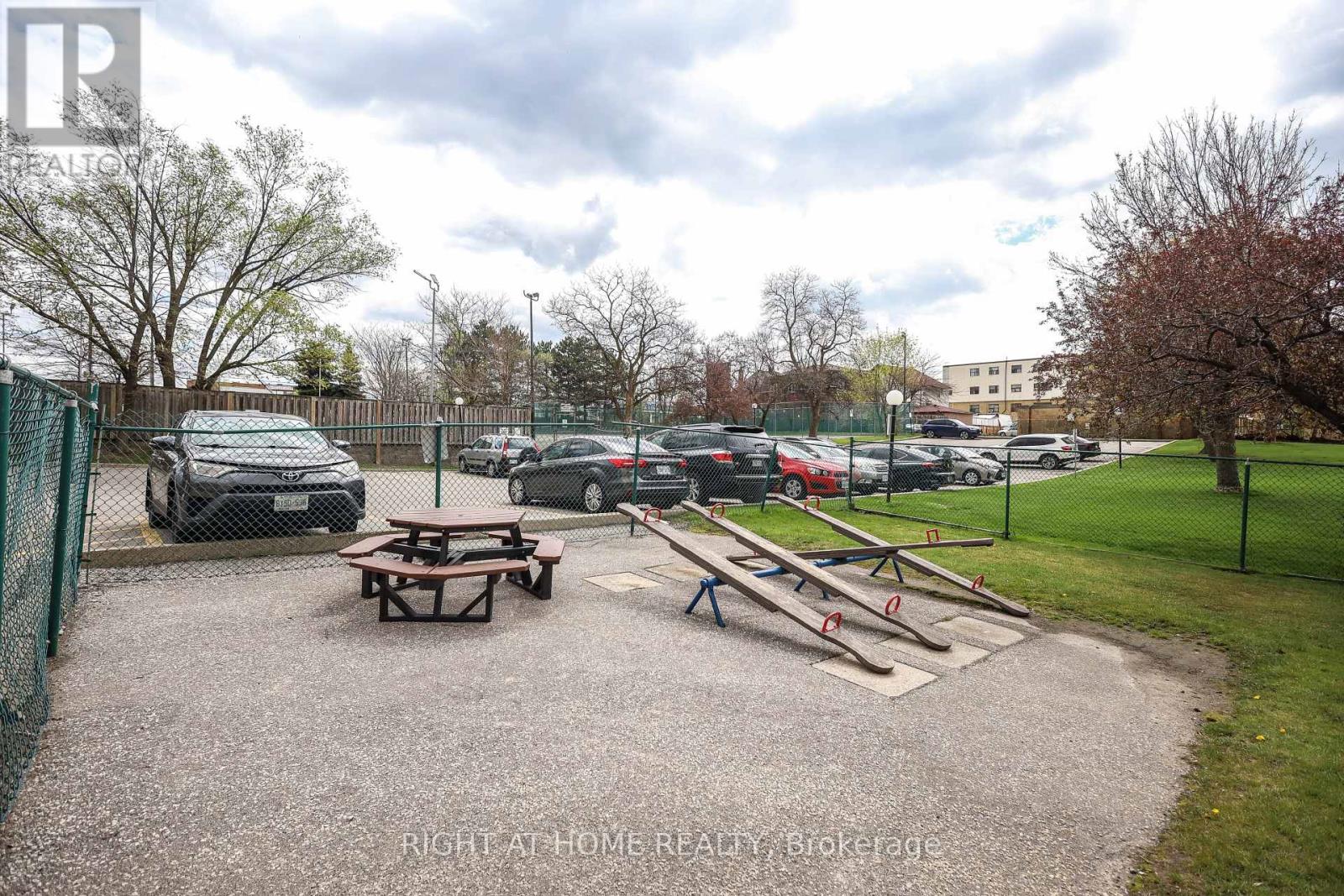 207 - 1455 Lawrence Avenue W, Toronto, Ontario  M6L 1B1 - Photo 30 - W13112780