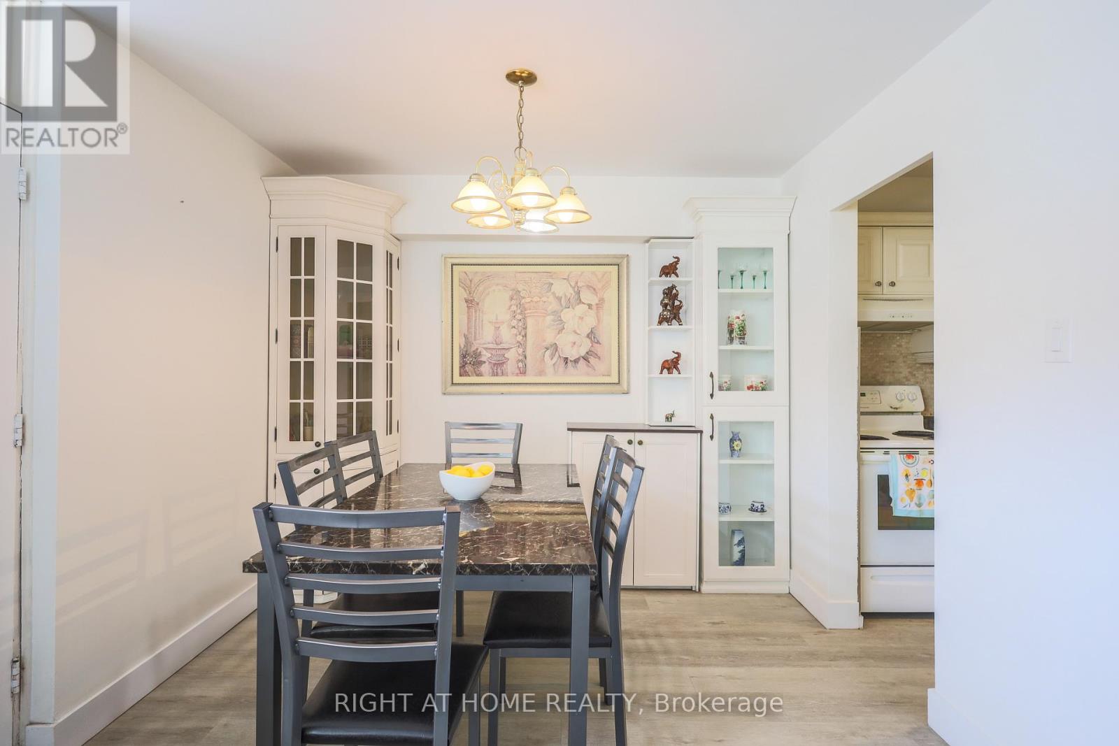 207 - 1455 Lawrence Avenue W, Toronto, Ontario  M6L 1B1 - Photo 4 - W13112780