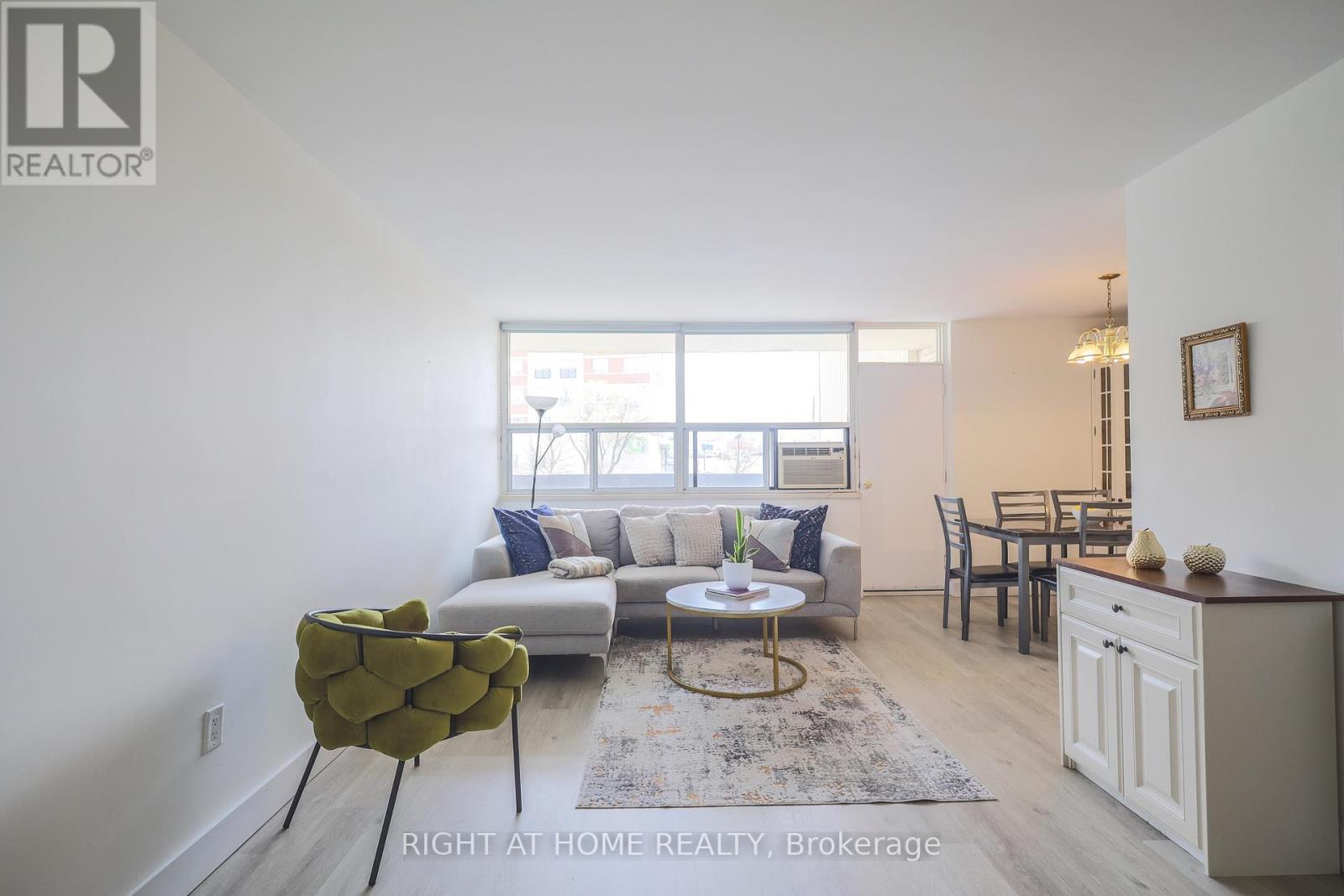 207 - 1455 Lawrence Avenue W, Toronto, Ontario  M6L 1B1 - Photo 6 - W13112780