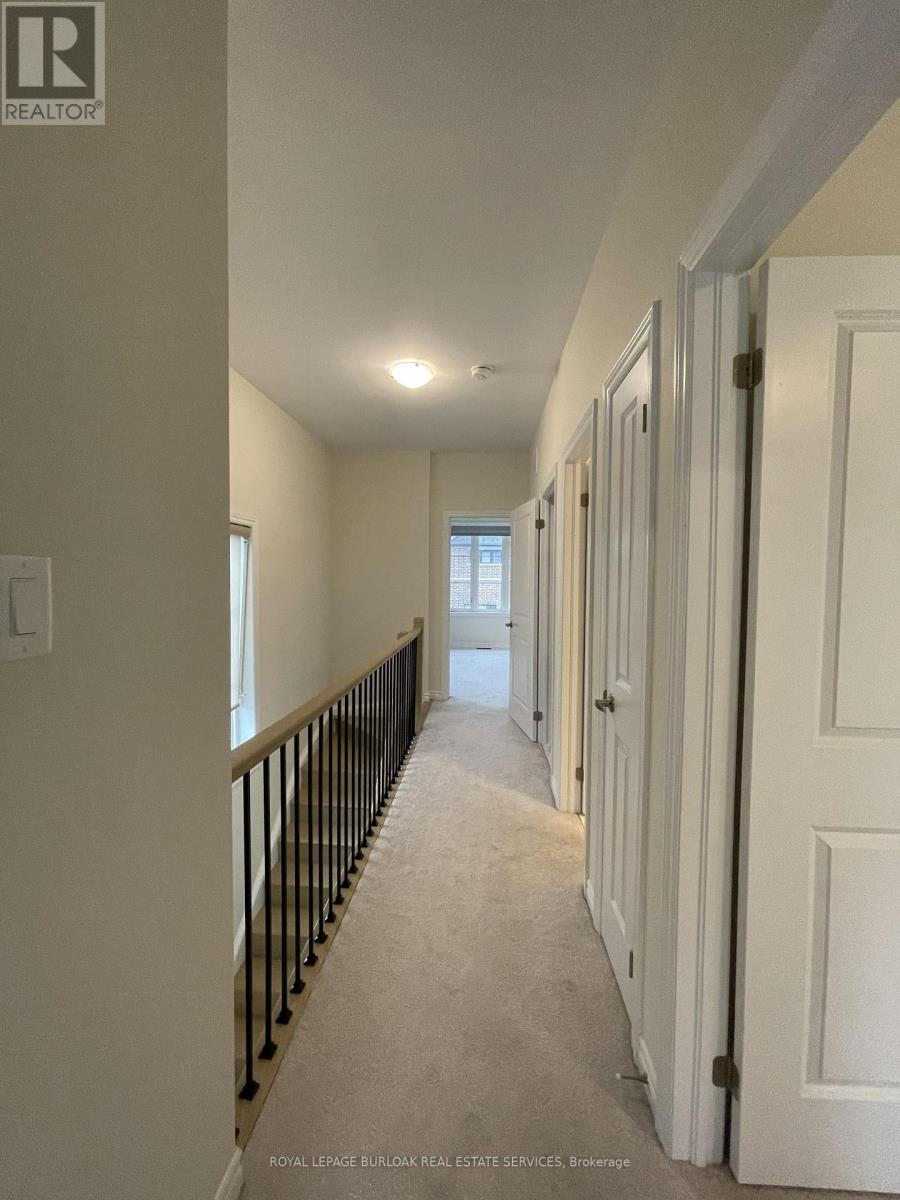 1373 Almonte Drive, Burlington, Ontario  L7P 0V8 - Photo 29 - W13112796