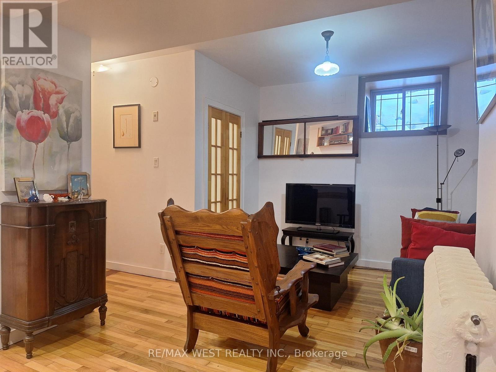 Bsmt - 45 Beaty Avenue, Toronto, Ontario  M6K 3B3 - Photo 2 - W13112834