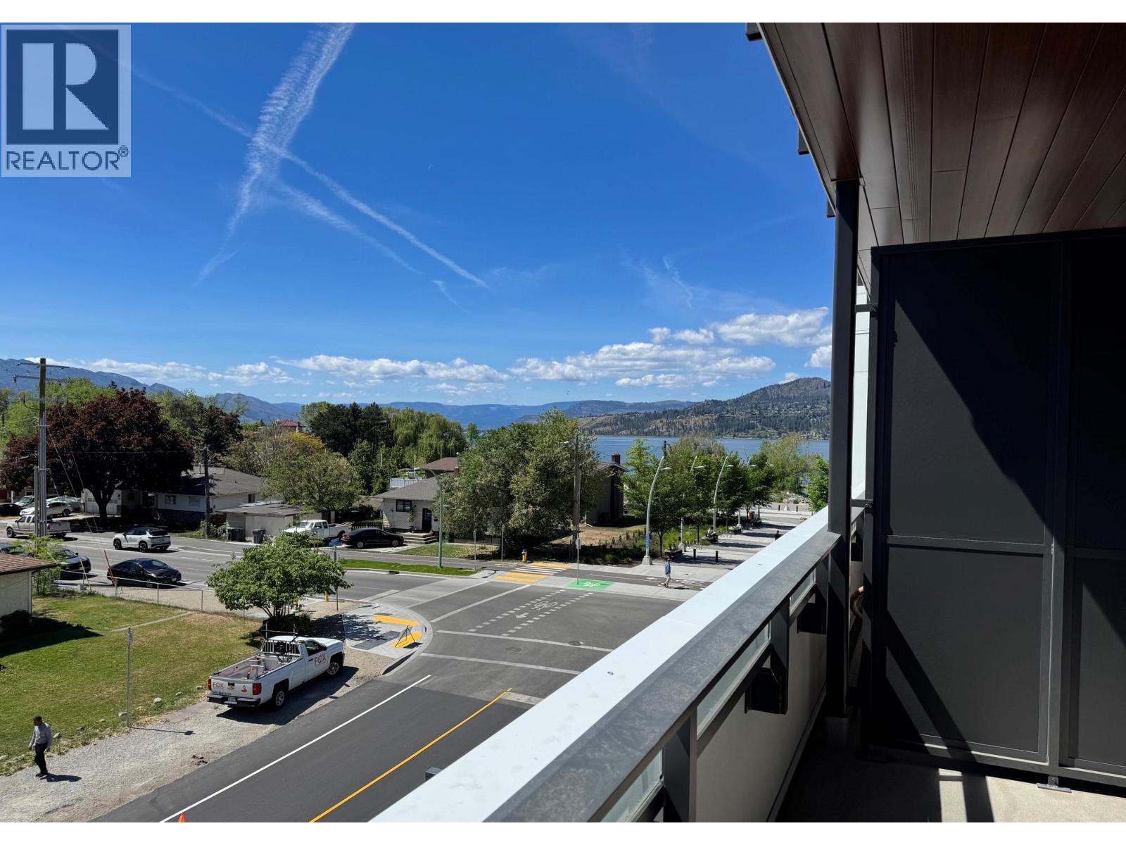 3051 Abbott Street Unit# 310, Kelowna, British Columbia  V1Y 0P1 - Photo 1 - 10375591