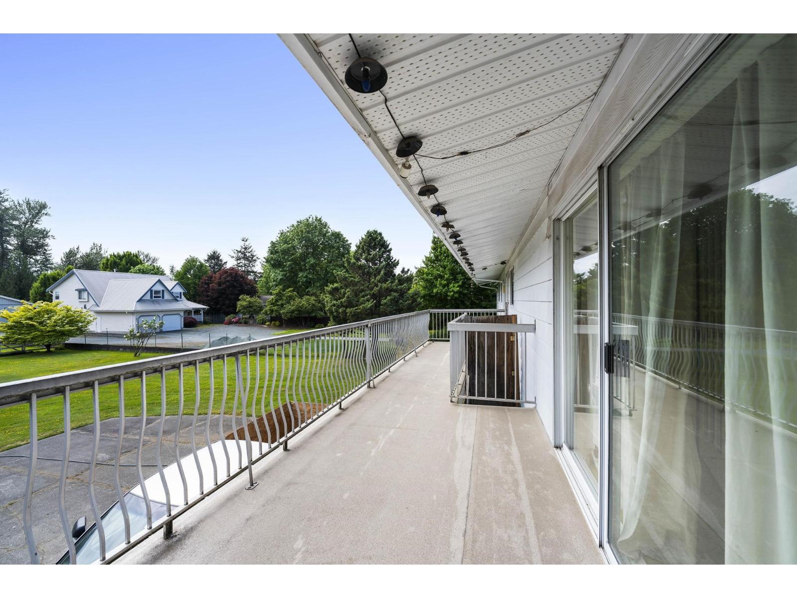 41588 Yarrow Central Road, Yarrow, Yarrow, British Columbia  V2R 5G4 - Photo 21 - R3121459