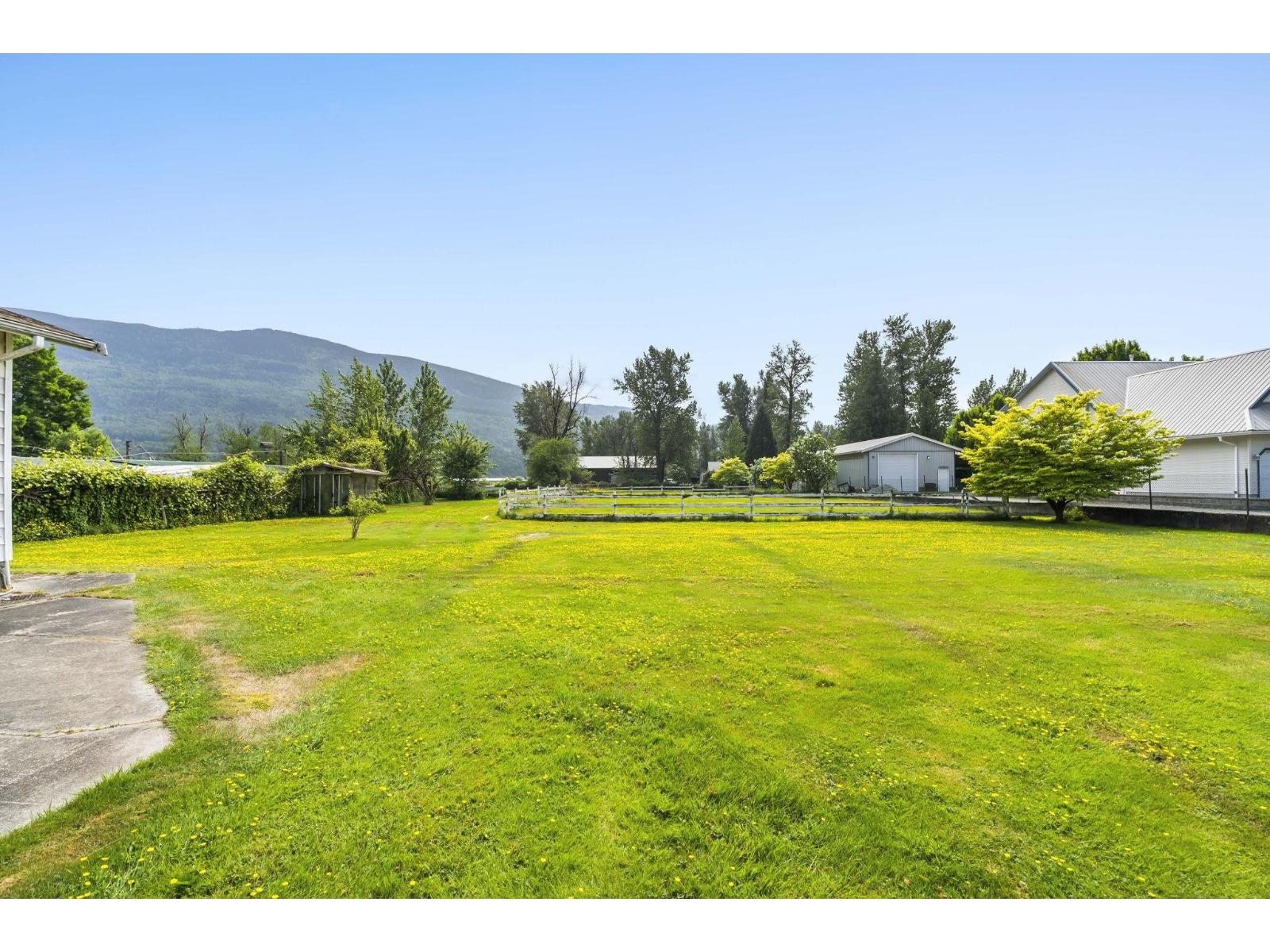 41588 Yarrow Central Road, Yarrow, Yarrow, British Columbia  V2R 5G4 - Photo 28 - R3121459