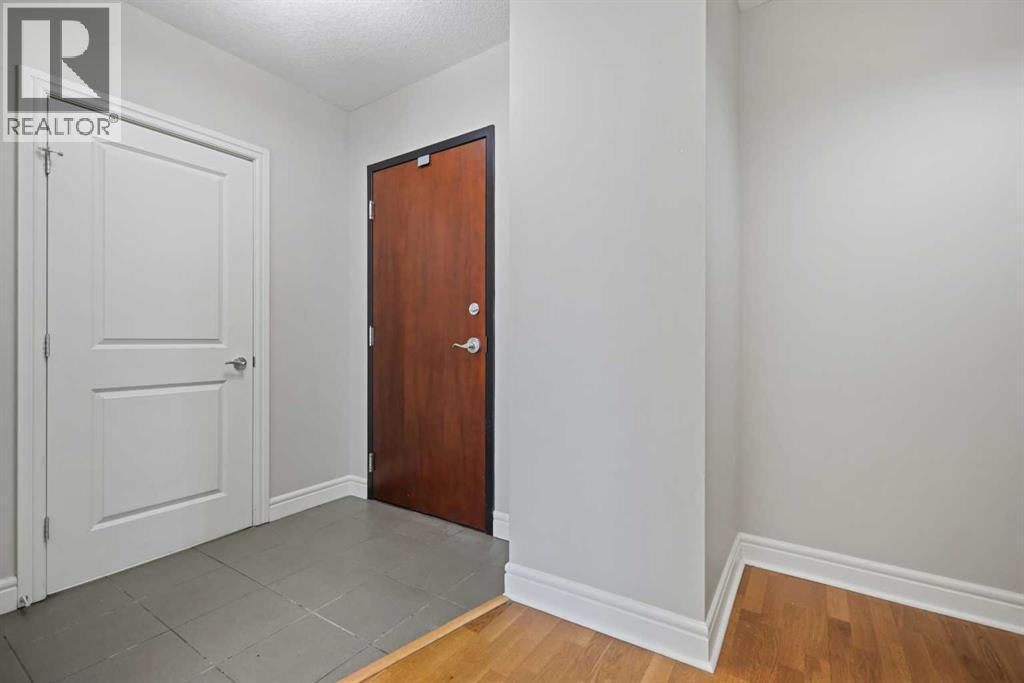 1607, 910 5 Avenue Sw, Calgary, Alberta  T2P 0C3 - Photo 6 - A2309775