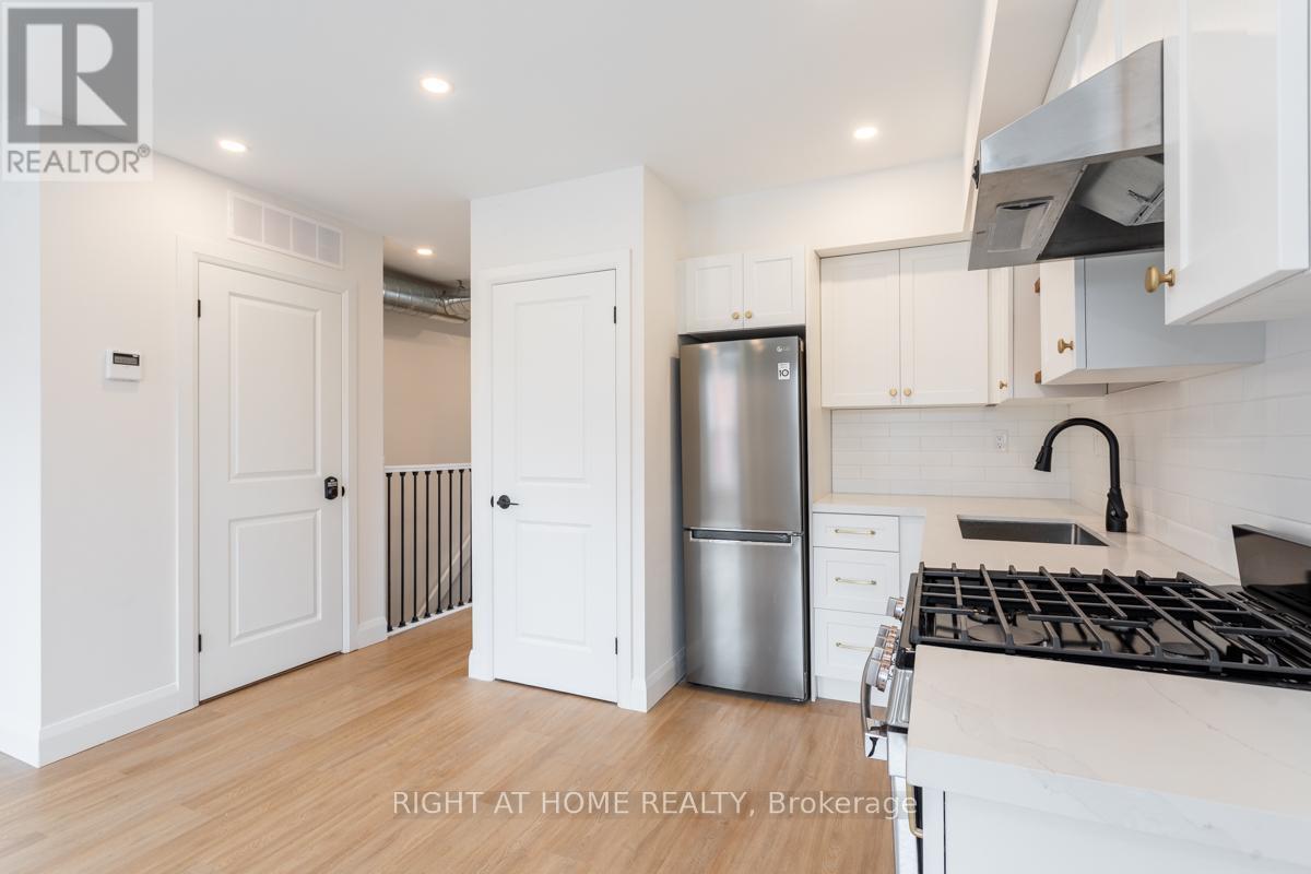 2 - 115 Catharine Street N, Hamilton, Ontario  L8R 1J5 - Photo 5 - X13112560