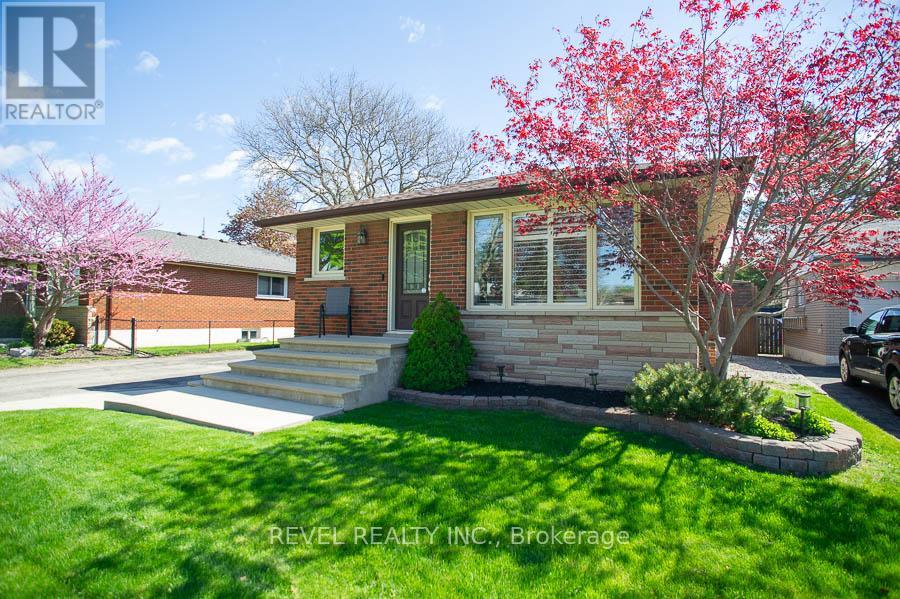 59 Wiltshire Drive, Brantford, Ontario  N3R 5B1 - Photo 4 - X13112666