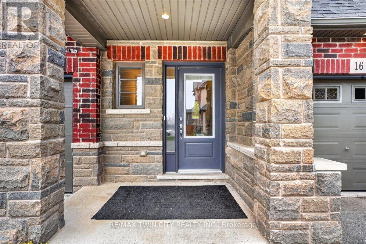 16 - 324 Equestrian Way, Cambridge, Ontario  N3E 0E2 - Photo 4 - X13112706