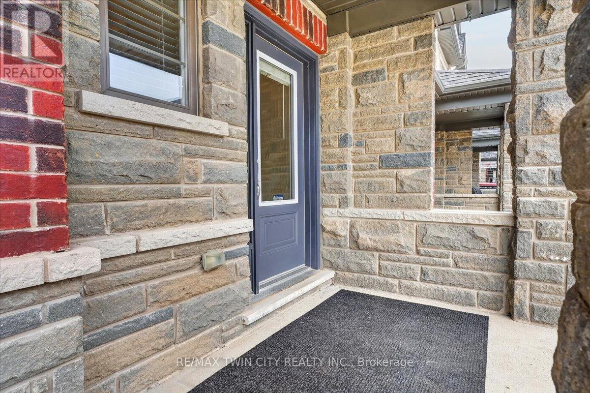 16 - 324 Equestrian Way, Cambridge, Ontario  N3E 0E2 - Photo 5 - X13112706