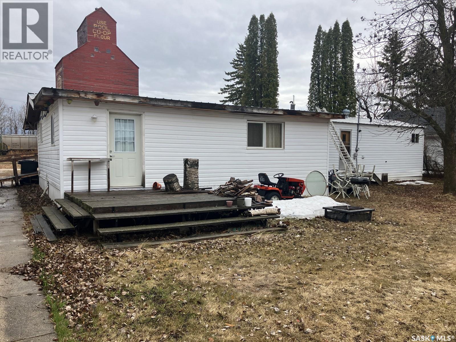 407 Railway Avenue, White Fox, Saskatchewan  S0J 3B0 - Photo 29 - SK035624