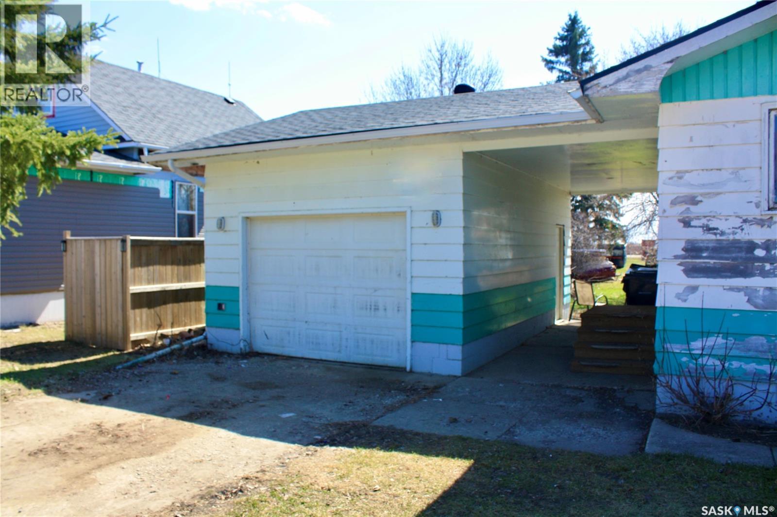 209 2nd Avenue, Allan, Saskatchewan  S0K 0C0 - Photo 2 - SK035597