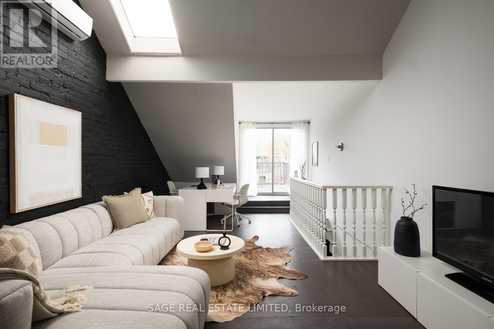 96 De Grassi Street, Toronto, Ontario  M4M 2K3 - Photo 23 - E13112788