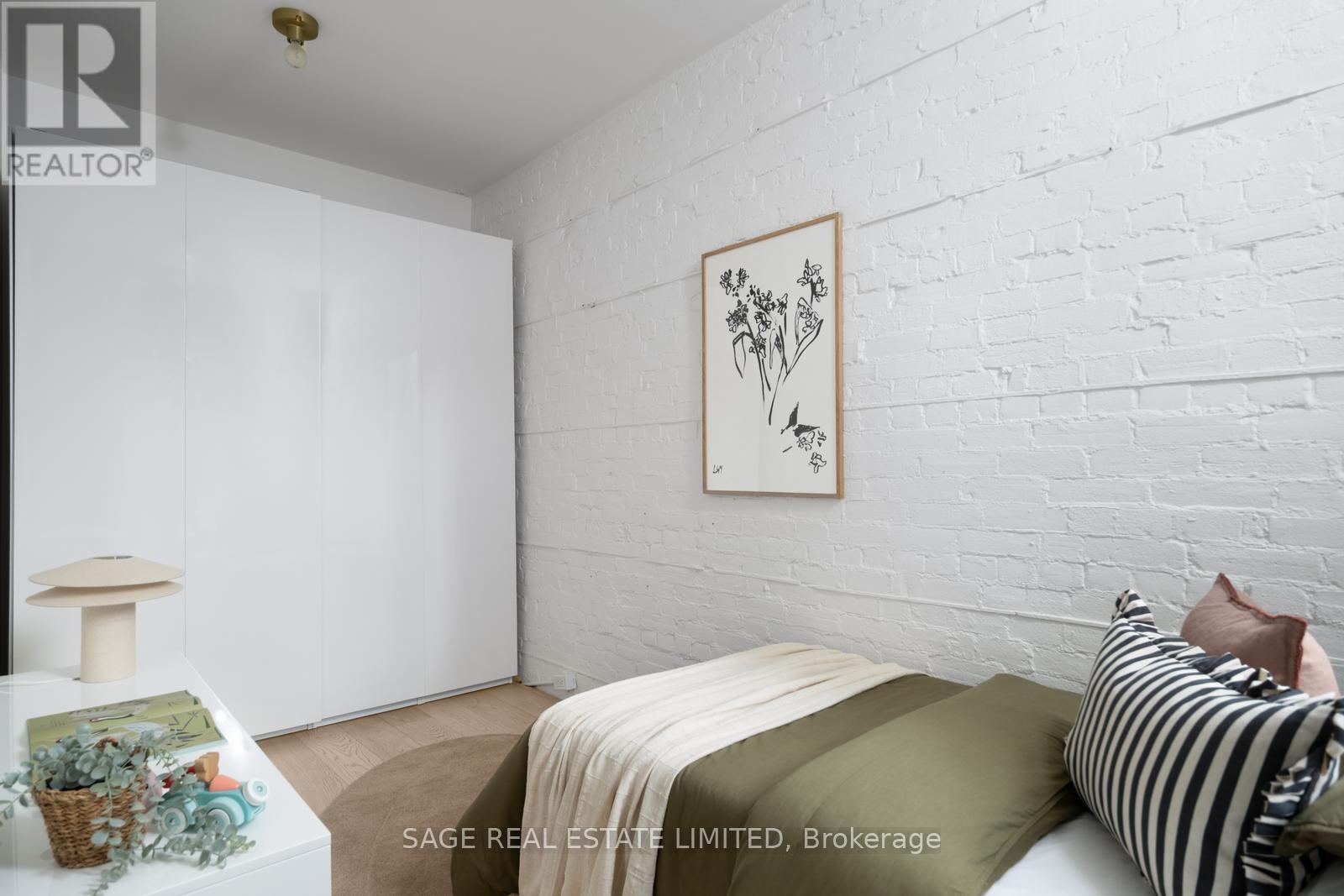 96 De Grassi Street, Toronto, Ontario  M4M 2K3 - Photo 17 - E13112788