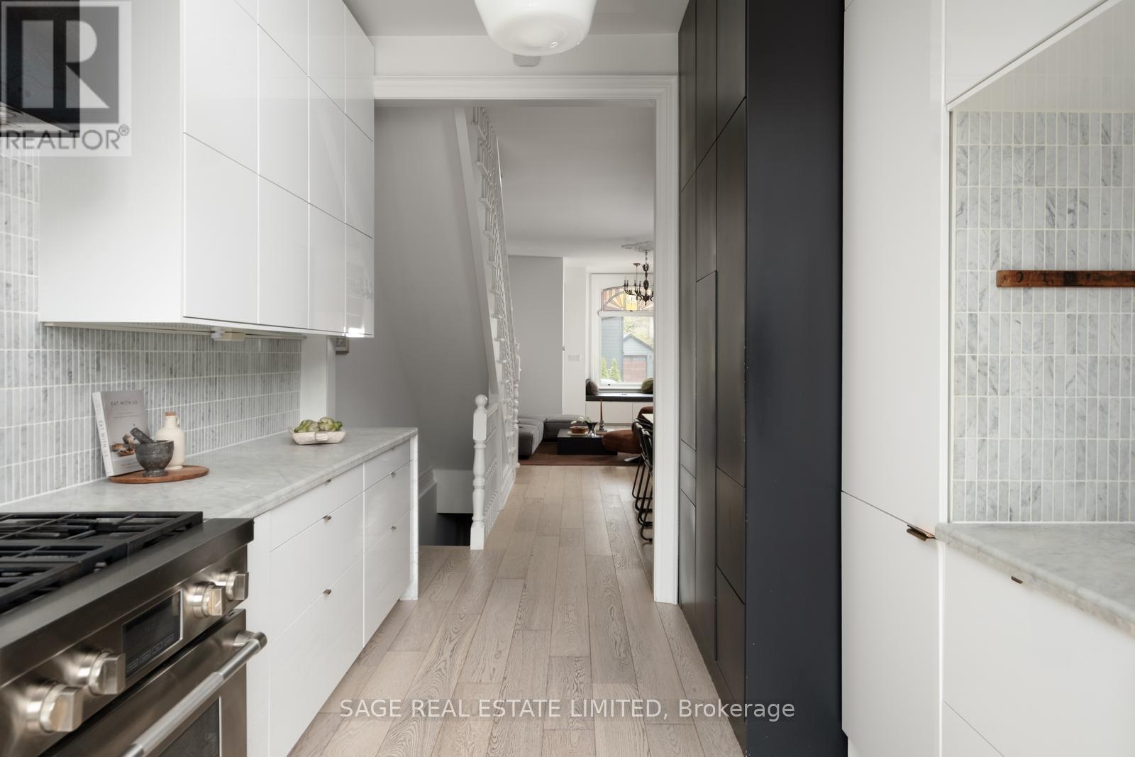96 De Grassi Street, Toronto, Ontario  M4M 2K3 - Photo 10 - E13112788
