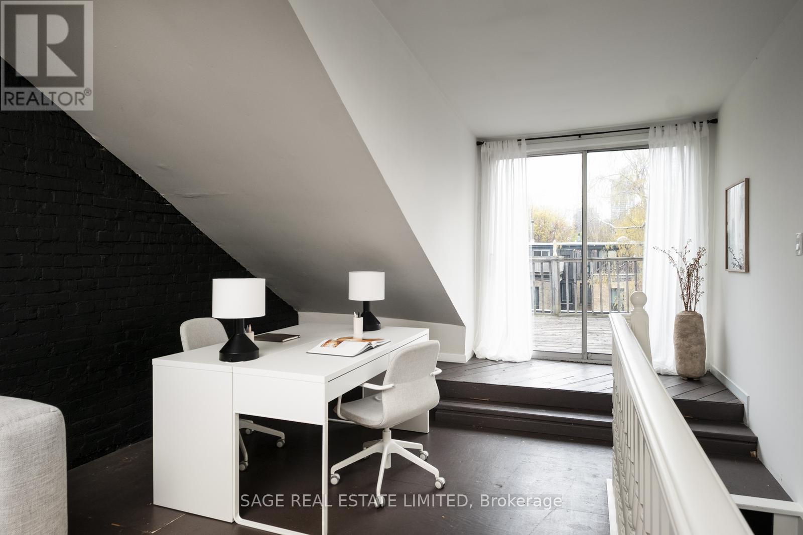 96 De Grassi Street, Toronto, Ontario  M4M 2K3 - Photo 24 - E13112788