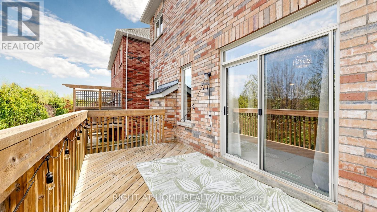 2379 Quetico Crescent, Oakville, Ontario  L6M 0J3 - Photo 30 - W12950224