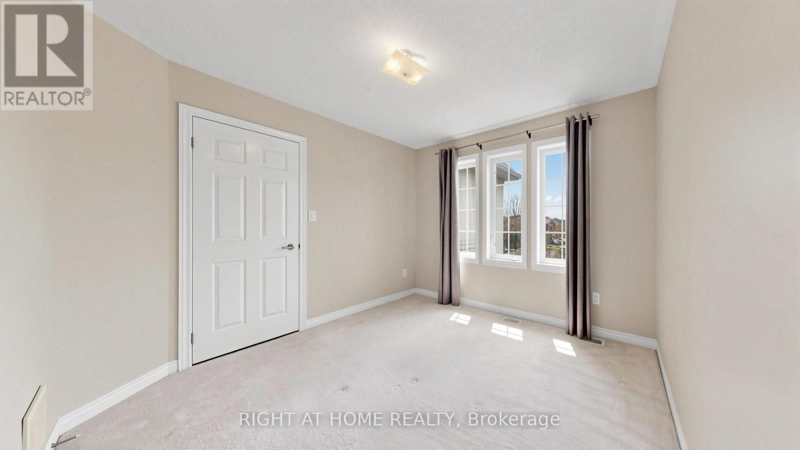 2379 Quetico Crescent, Oakville, Ontario  L6M 0J3 - Photo 27 - W12950224