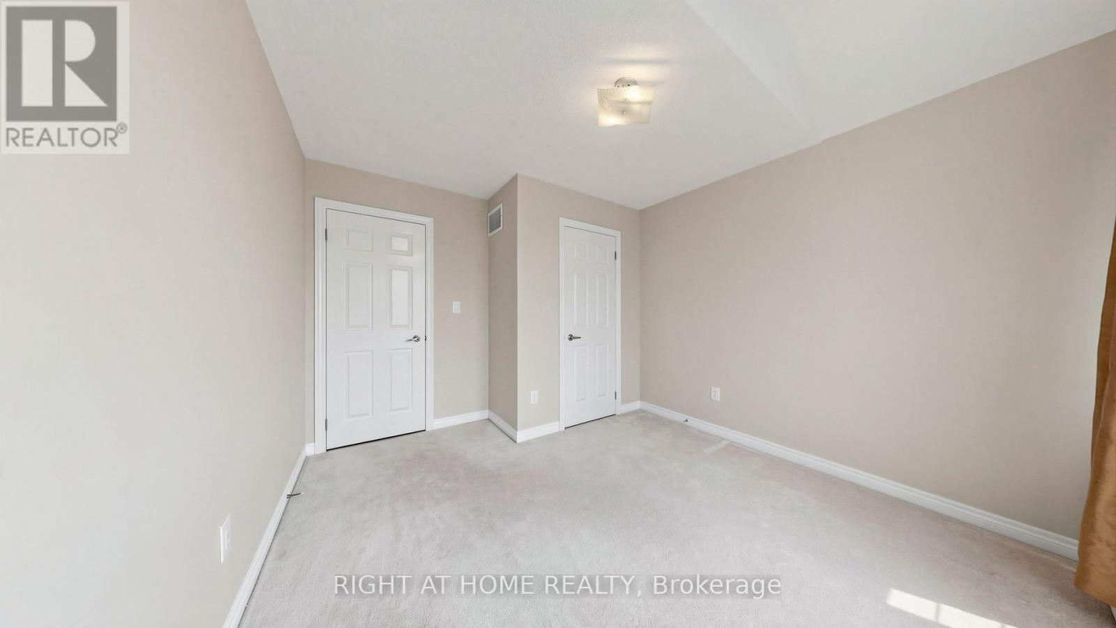 2379 Quetico Crescent, Oakville, Ontario  L6M 0J3 - Photo 21 - W12950224