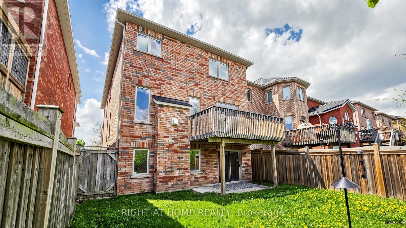 2379 Quetico Crescent, Oakville, Ontario  L6M 0J3 - Photo 38 - W12950224