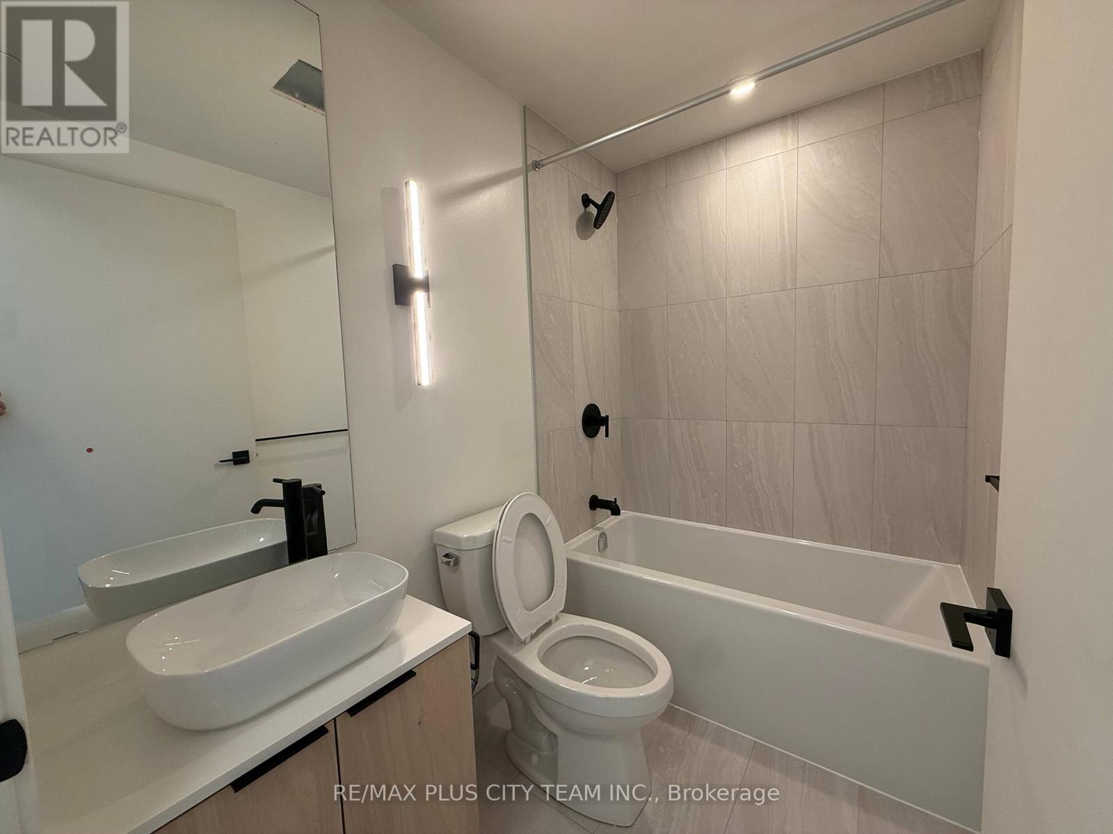 2110 - 1185 Dupont Street, Toronto, Ontario  M6H 0G5 - Photo 23 - W13102522