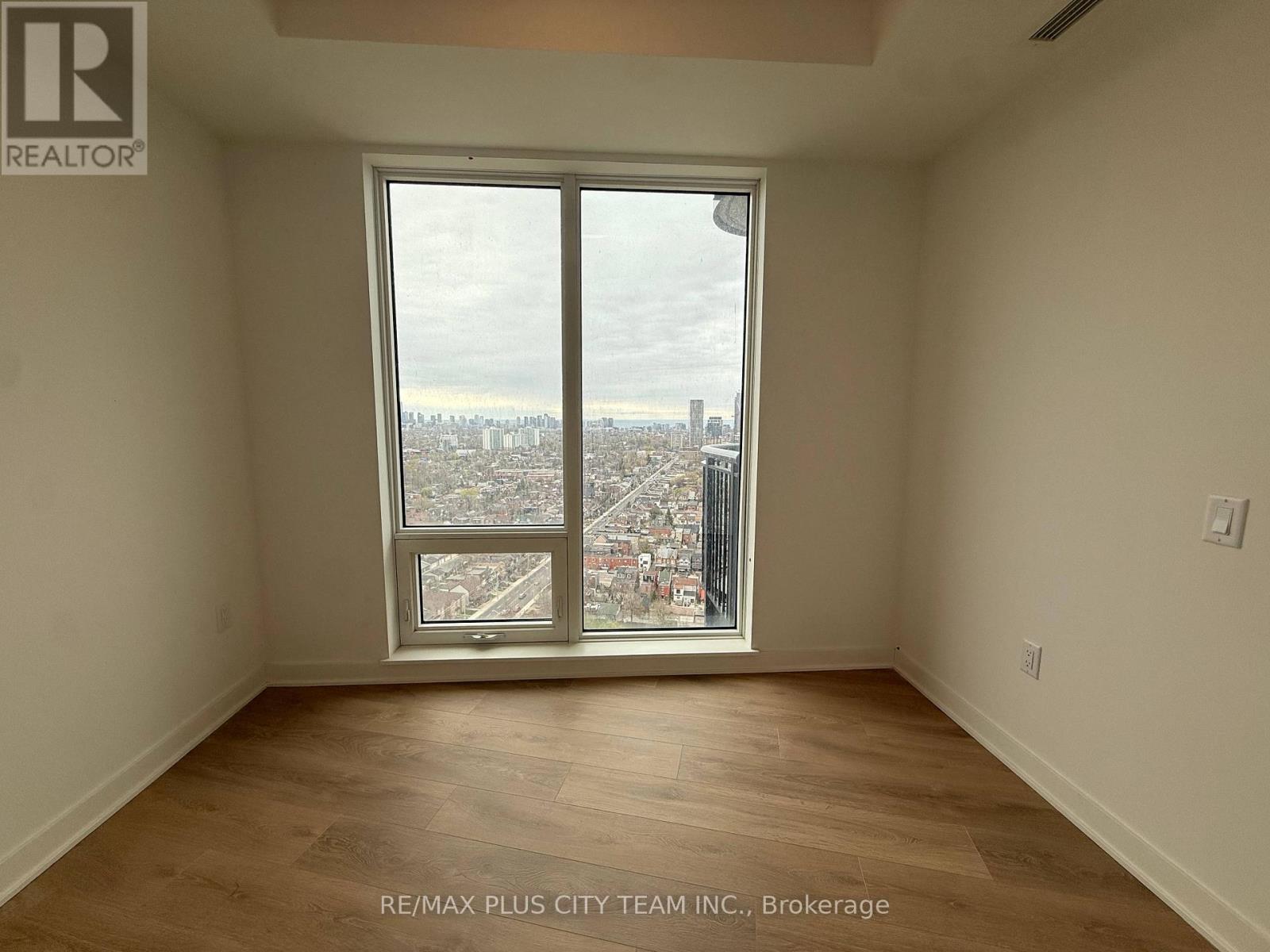 2110 - 1185 Dupont Street, Toronto, Ontario  M6H 0G5 - Photo 18 - W13102522